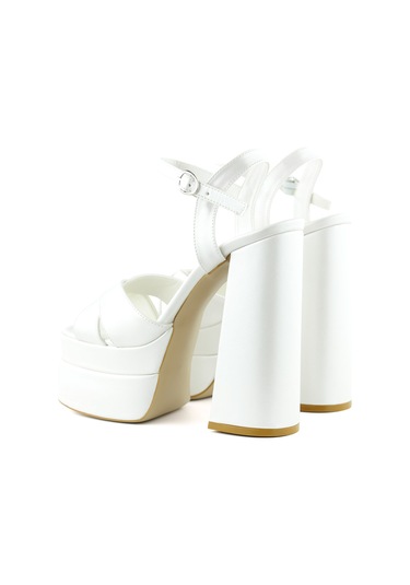 Erkan Saçmacı Whitney İnci Beyaz Sedef Önü Arkası Açık Çift Platformlu Bantlı Abiye Gelin Ayakkabısı