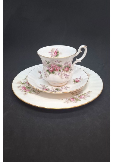 Lavender Rose Bone China Antika Duble Boy Kahve Fincanı 3 Parça 180 Ml Beyaz - Lavanta