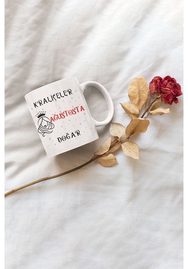 Kraliçeler Bu Ayda Doğar Baskılı Doğum Günü Özel Gün Arkadaş, Sevgiliye Hediyelik Beyaz Kupa Bardak Kırmızı-08