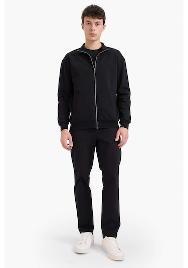 DeFacto Comfort Regular Fit Rahat Kalıp Dik Yaka Cepli Basic Düz Fermuarlı Sweatshirt A5276AX25SPBK81