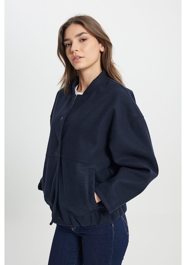 Loose Fit Rahat Kesim Lacivert Şişme Mont Lacivert
