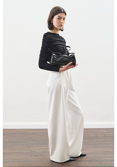 Büzgü Detaylı Bluz Siyah Siyah