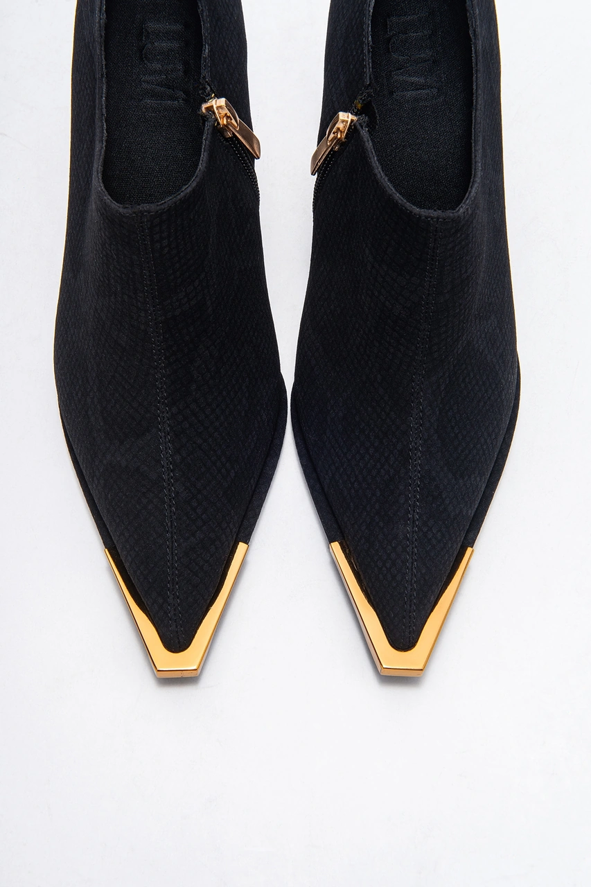 Sona Siyah Desenli Altın Detaylı Fermuarlı Kadın Bilekte Topuklu Ayakkabı Siyah Yılan