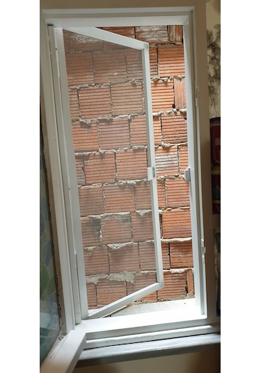 Menteşeli Açılır Kapı Pencere Sineklik