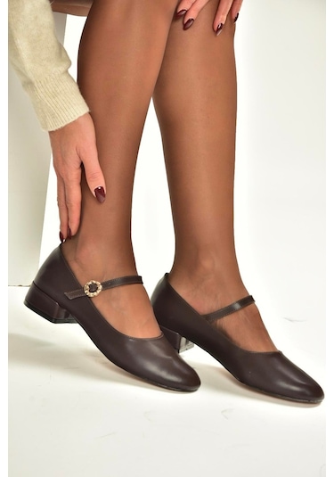Fox Shoes V250660809 Kahverengi Kalın Alçak Topuklu Kadın Ayakkabı Kahverengi