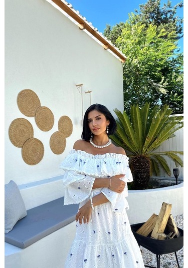 Lila Omuzları Lastikli Brode Elbise Lila