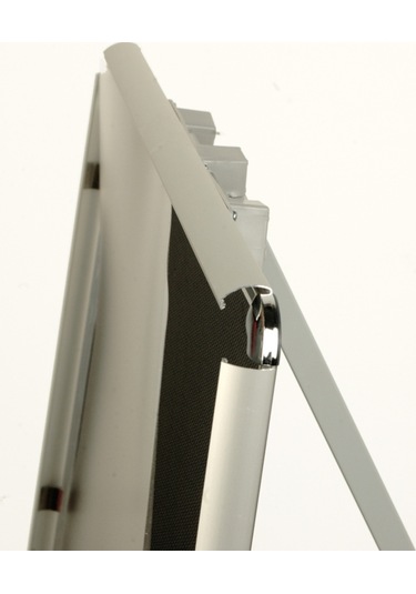 70cm X 100cm Alüminyum Çerçeveli Teleskopik Ayaklı Kaldırım Reklam Panosu