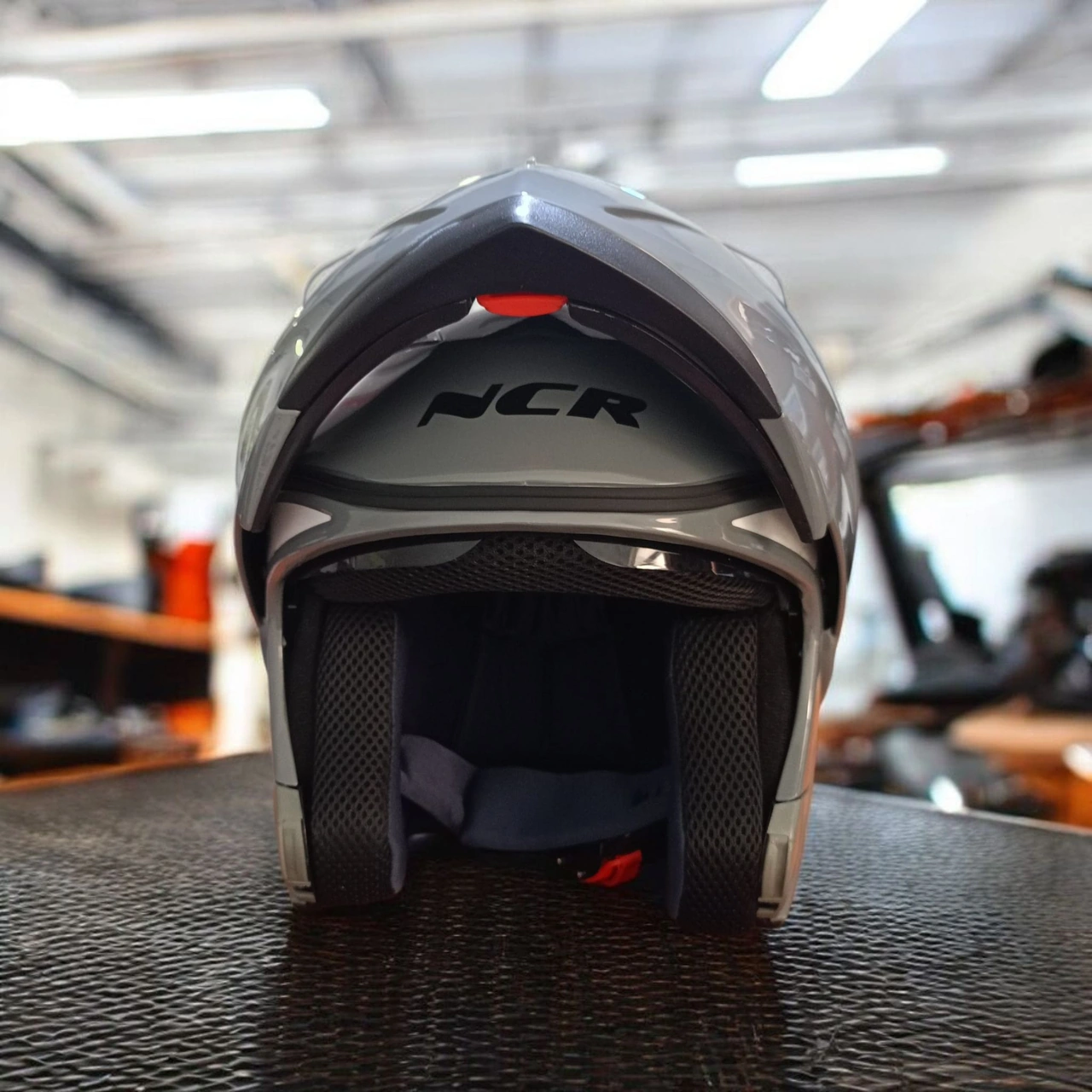 Ncr-158 Çene Açılır Gözlüklü E-ce Belgeli Kask Açık Gri