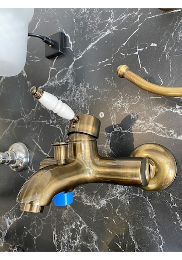 İsaoğlu Yapı Antik Gold Banyo Bataryası Mat Gold Banyo Musluğu Porsalen Kulp Luxury Tasarım Batarya Gold