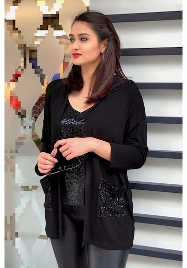 Kapüşonu Ve Cebi Pul Hırka Siyah