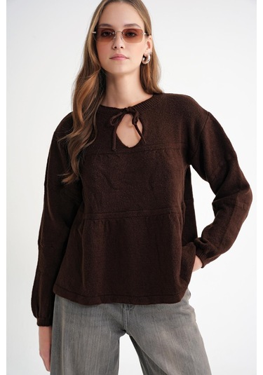 6950 Kadın Yakası Bağcıklı Pileli Triko Kazak Kahve Kahve