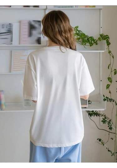 Kadın Beyaz Oversize %100 Pamuk Luck Baskılı T-shirt Beyaz