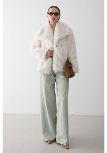 Beyaz Britney Kürk - 8900 Beyaz