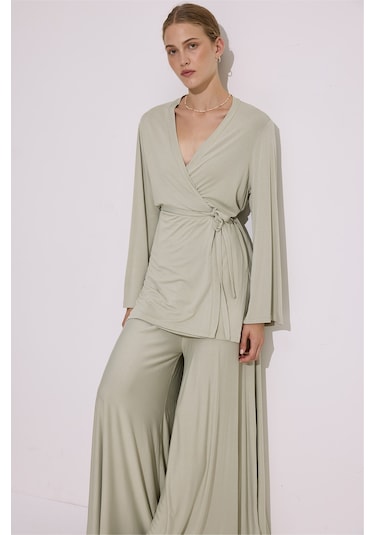 Bağlamalı Dökümlü Kimono Pastel Yeşil Pastel Yeşil