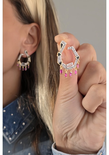 Triangle Pembe Sallantılı Siyah Mineli Köşeli Küpe Çok Renkli