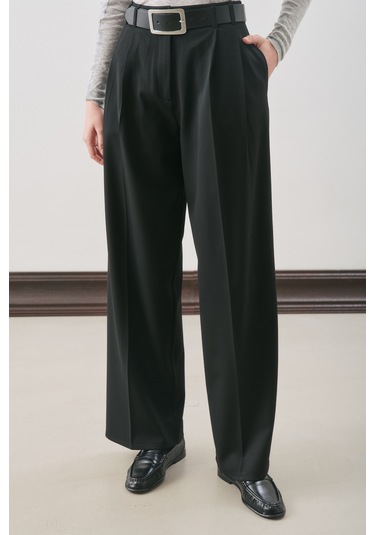 Dına Pile Detaylı Pantolon Siyah Siyah