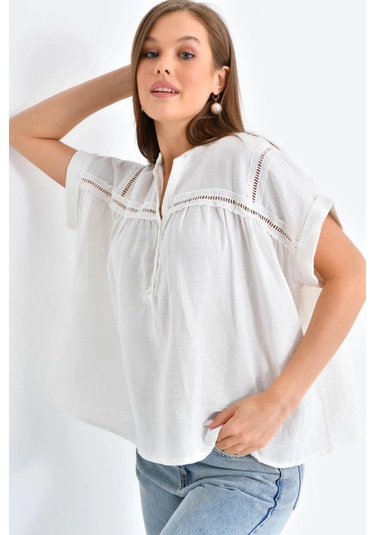 Dantel Detay Kısa Dokuma Bluz KEMİK