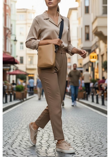 Brandsmithshop Camel Devetüyü Glow Elegant Omuz Çantası Çok Renkli