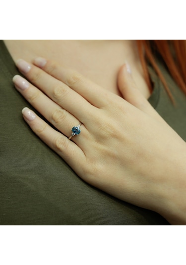 Lova Pırlantalı Blue Oval Topaz Yüzük - 1030162