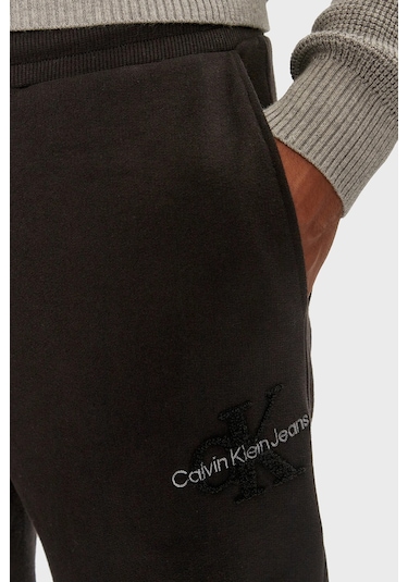 Calvin Klein Erkek Pantolon J30j326685 Beh Siyah Siyah Calvin Klein Erkek Pantolon J30j326685 Beh Siyah Siyah