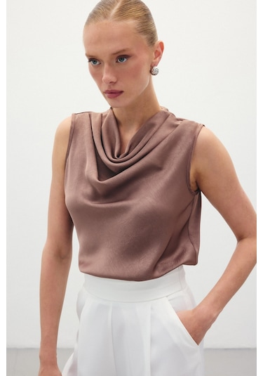 Sateen Degaje Yaka Saten Bluz - Kahve-136069 Kahve