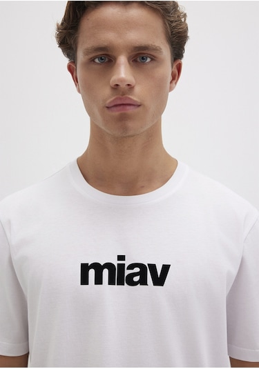 Mavi - Siyah Miav Baskılı Beyaz Tişört 067153-602 Beyaz