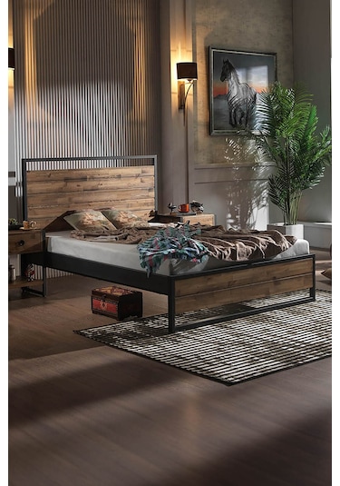 Ariane Ahşaplı Çift Kişilik Metal Karyola Siyah Ahşap Latalı