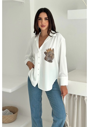 Kral Aslan Desen Baskılı Taşlı Gömlek Beyaz