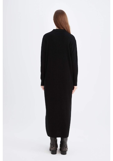 DeFacto Regular Fit Polo Yaka Basic Düz Maxi Triko Elbise D5434AX24WNBK81 Siyah