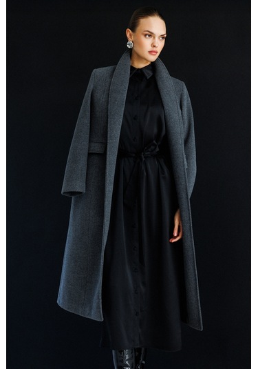 Mizalle Siyah Saten Maksi Gömlek Elbise Siyah