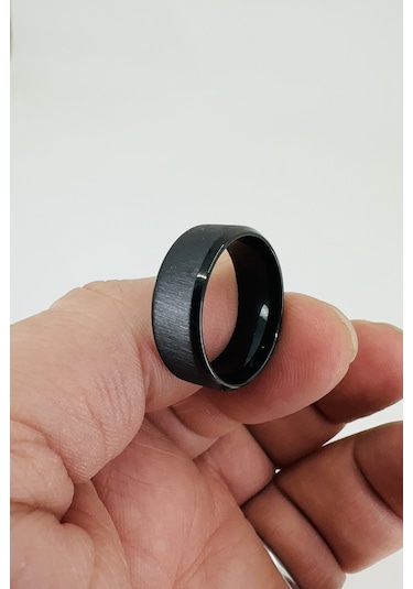 Takı Dükkanı Kişiye Özel İsim Yazılı Köşeli 8mm Mat Fırçalanmış Düz Unisex Çelik Yüzük Alyans Cl48y Siyah