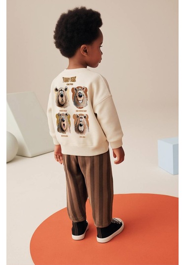 Erkek Çocuk Kahve Renk Funny Bear Baskılı Sırt Detaylı Sweatshirt Çizgili Jogger Eşofman Alt Üst Takım Krem Erkek Çocuk Kahve Renk Funny Bear Baskılı Sırt Detaylı Sweatshirt Çizgili Jogger Eşofman Alt Üst Takım Krem