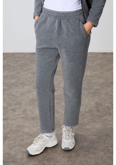Tommy Life Gri Melanj Kalın Yumuşak Dokulu Dik Yaka Oversize Nakışlı Polar Kadın Eşofman Takım -95339 GRİ MELANJ