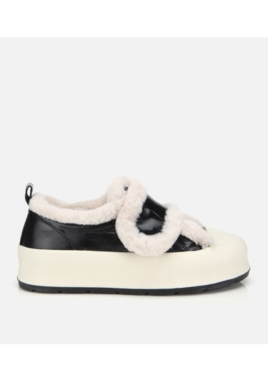 Hotiç Kadın Rugan Deri Siyah İçi Kürklü Kalın Bantlı Spor Ayakkabı 01ayh316970a100 01ayh316970a100 Siyah Hotiç Kadın Rugan Deri Siyah İçi Kürklü Kalın Bantlı Spor Ayakkabı 01ayh316970a100 01ayh316970a100 Siyah