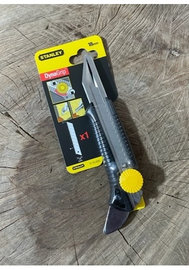STANLEY MAKET BIÇAĞI FALÇATA 18MM YÜKSEK KALİTE MAKET BIÇAK 5ADET