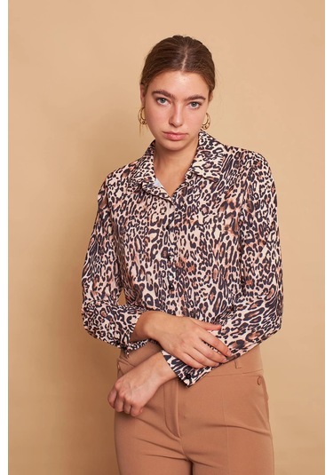 Desenli Yakalı Uzun Kol Likrasız Şık Kumaş Gömlek-Açık Bej Leopar A.Bej Leopar