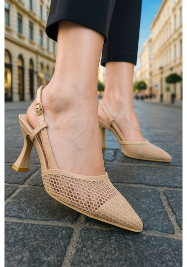 Günlük Kadın Fileli Arkası Açık Ayarlanabilir Tokalı İnce Topuklu Abiye Ayakkbı 923 Bej