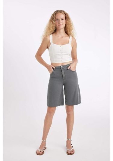 Defacto Normal Bel Kısa Paça Gabardin Bermuda Şort D0965AX24SMGR449 Gri Defacto Normal Bel Kısa Paça Gabardin Bermuda Şort D0965AX24SMGR449 Gri