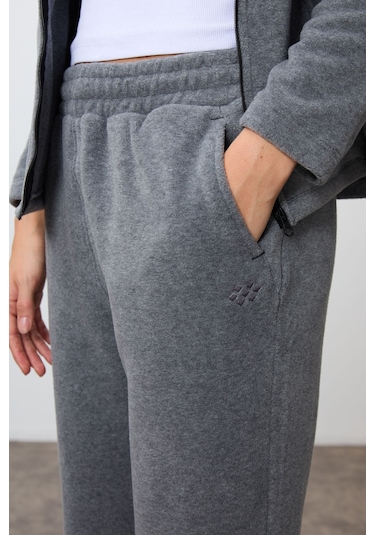 Tommy Life Gri Melanj Kalın Yumuşak Dokulu Dik Yaka Oversize Nakışlı Polar Kadın Eşofman Takım -95339 GRİ MELANJ