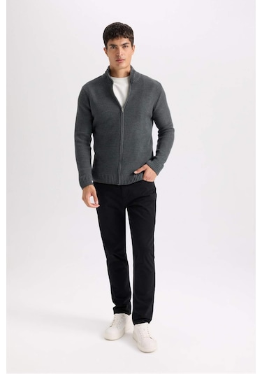 DeFacto Yazlık Gabardin Chino Kanvas Pantolon Slim Fit Dar Kesim Dar Paça Cepli B2089AX25SPBK81