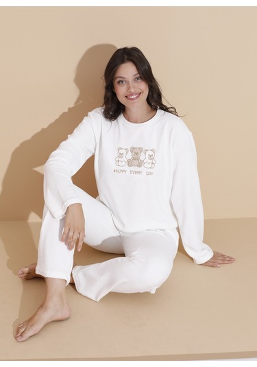 Mr 9010 Havlu Kumaş Ayıcık Nakışlı Kışlık Kadın Eşofman Pijama Takımı Beyaz