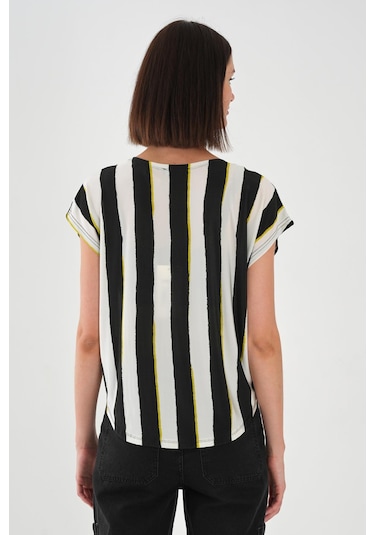 Alexandergardı Önü Bağlamalı Desenli Bluz Siyah - Beyaz