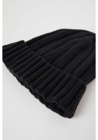 DeFacto Erkek Fitilli Basic Düz Örme Bere C7139AX24WNAR136