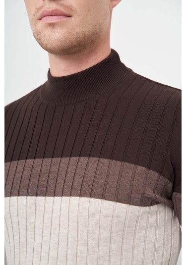 Açık Bej Uzun Kol Kendinden Desenli Örme Yarım Balıkçı Yaka Classic Slim Fit Triko 1012245154 Açık Bej