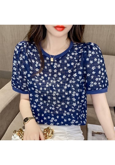 Koyu Mavi Vonda Kadın Yaz Yuvarlak Yaka Puf Kısa Kollu Pileli Çiçekli Bol Bluz Koyu Mavi Vonda Kadın Yaz Yuvarlak Yaka Puf Kısa Kollu Pileli Çiçekli Bol Bluz