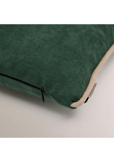 Efe Biye Detaylı Düz Kırlent Kılıfı Yeşil