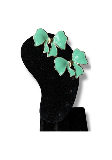 Kalp Detaylı Fiyonklu Bijuteri Küpe Turkuaz