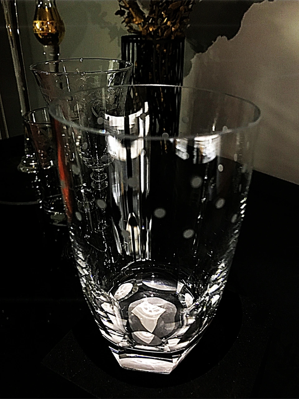 Soğuk Keme Nokta Kristal Dekorlu Köşeli Tamamen El İşçiliği Su Meşrubat Bardağı 6 Adet Beyaz