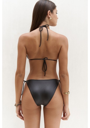 Mutia Bağcıklı Parlak Siyah Bikini Altı Siyah