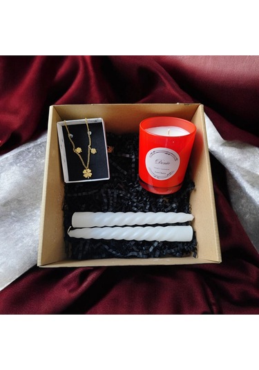 Denic Hediye Seti Kokulu Kırmızı Bardak Mum Yonca Kolye  Beyaz Burgulu Mum